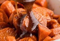 Maple-Glazed Candied Yams Recipe with Brown Sugar and Spices
