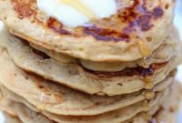 Whole Grain Oatmeal Pancakes: Fluffy, Nutritious Recipe