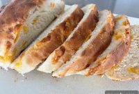 Cheesy Garlic Pull-Apart Bread Recipe