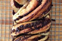 Chocolate Babka (Krantz Cake): Classic Chocolate Swirl Recipe