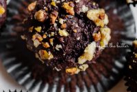 Dark Chocolate Pistachio Cream Cheese Muffins Recipe