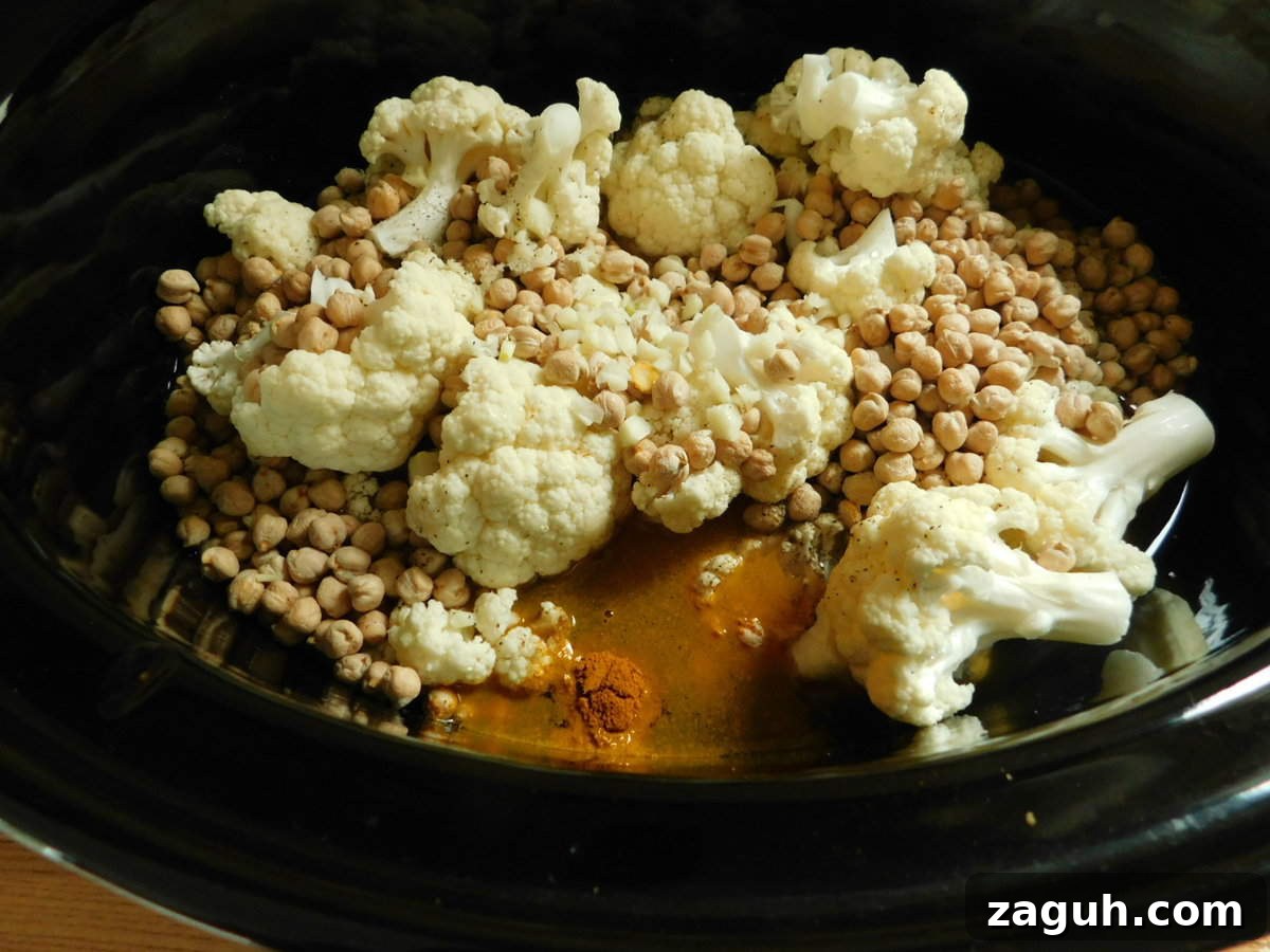 Creamy Golden Chickpea Soup Recipe for Cozy Weeknight Dinners 4 img 10684 3