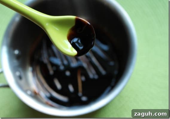 Fresh Summer Bruschetta Recipes to Brighten Any Meal 4 balsamic glaze