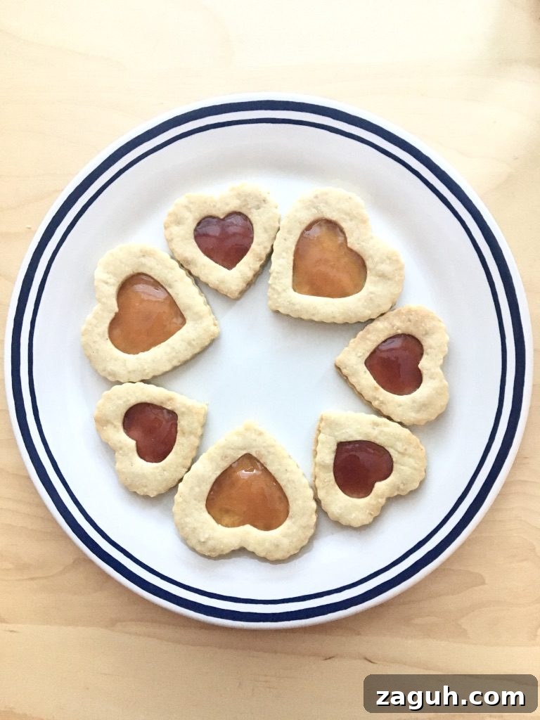 Linzertorte Cookies: Classic Austrian Jam-Filled Sandwich Cookies 2 img 317 1