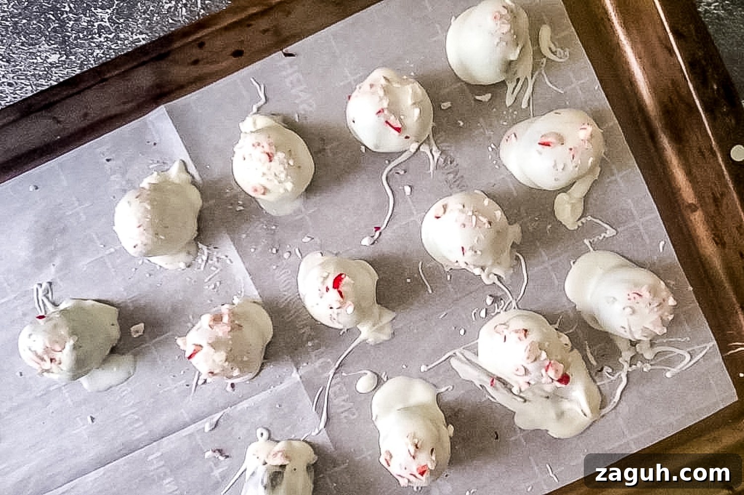 Peppermint Christmas Oreo Truffles — No-Bake Holiday Candy 8 img 3205 7