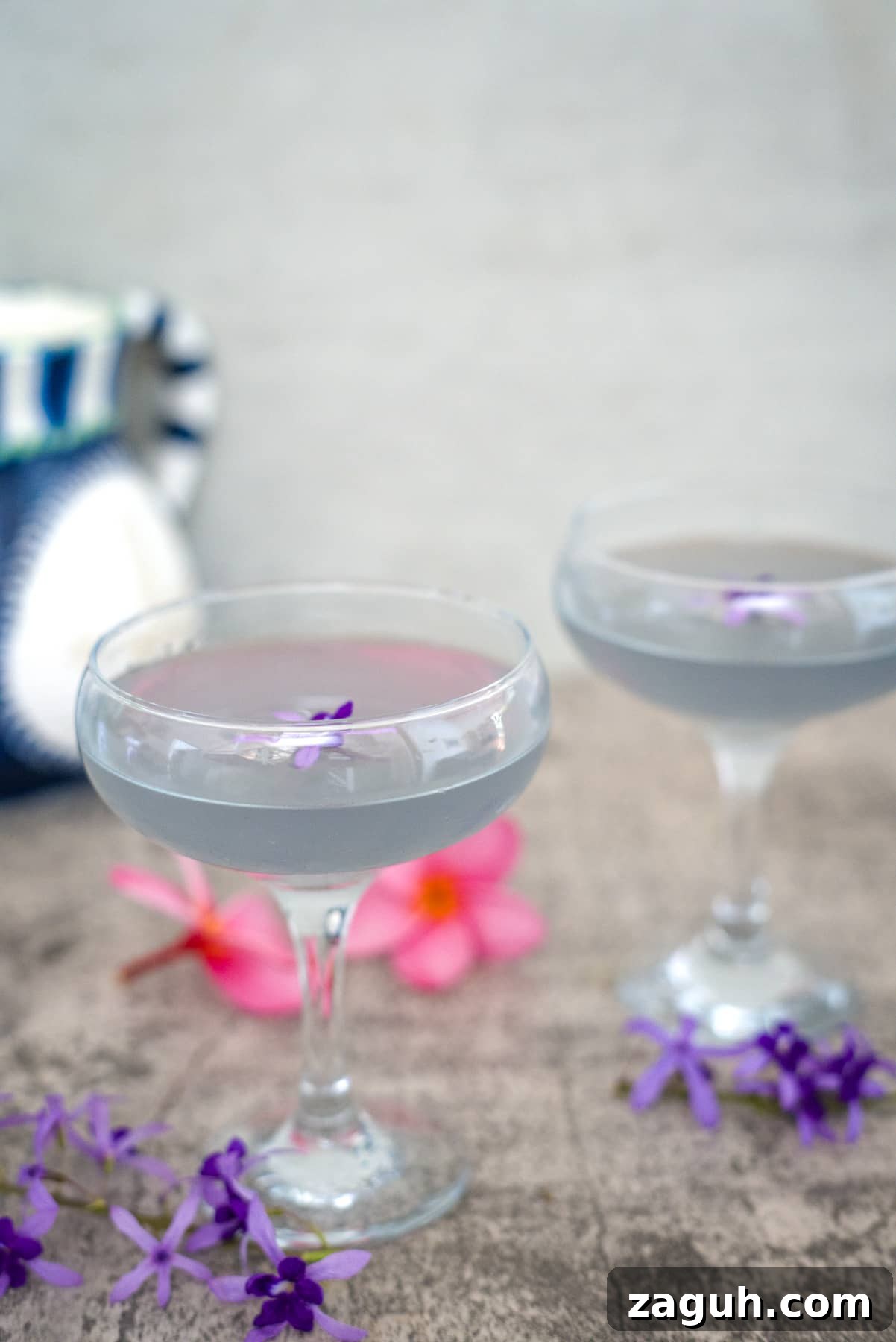 Sugar-Free Lavender Syrup Recipe for Cocktails & Coffee 6 lavender martini with flowers as decoration