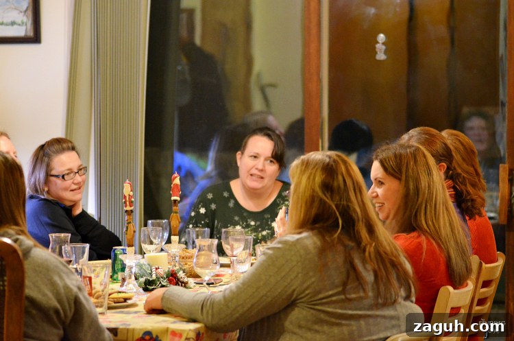 Friendsgiving Potluck Party with Cascade Cleanup Help 5 Host a Friendsgiving potluck party during the holidays for a less stressful way to connect with friends. Let Cascade Platinum help with cleanup!