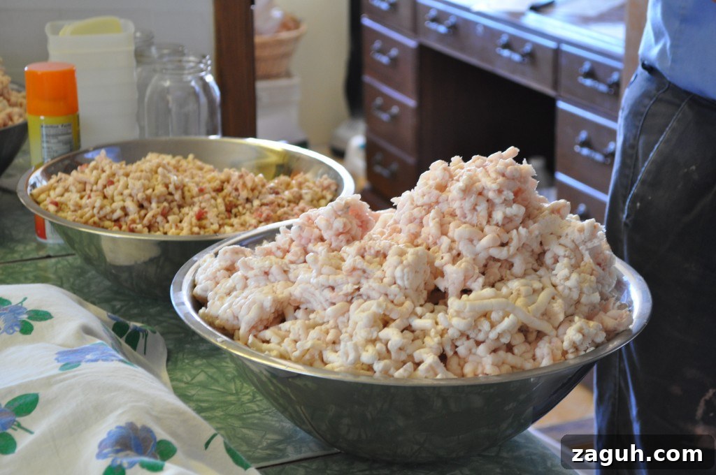 Amish Recipe Favorites: Lazy Woman's Cake, Six-Layer Casserole & Meatball Stew 4 Ground fresh pork at an Amish home in Kansas