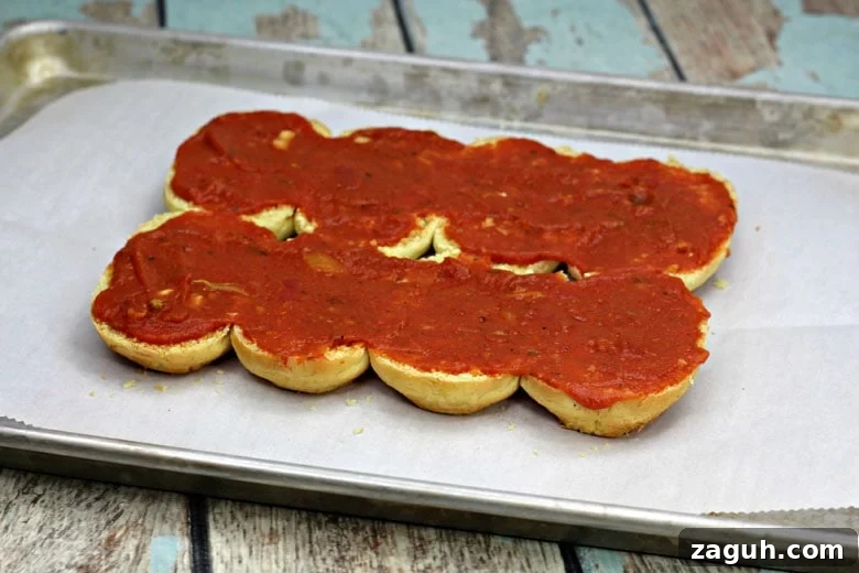 Sheet Pan Pepperoni Sliders Recipe — Quick Party Appetizer 5 Pepperoni Pizza Sliders With Marinara Sauce