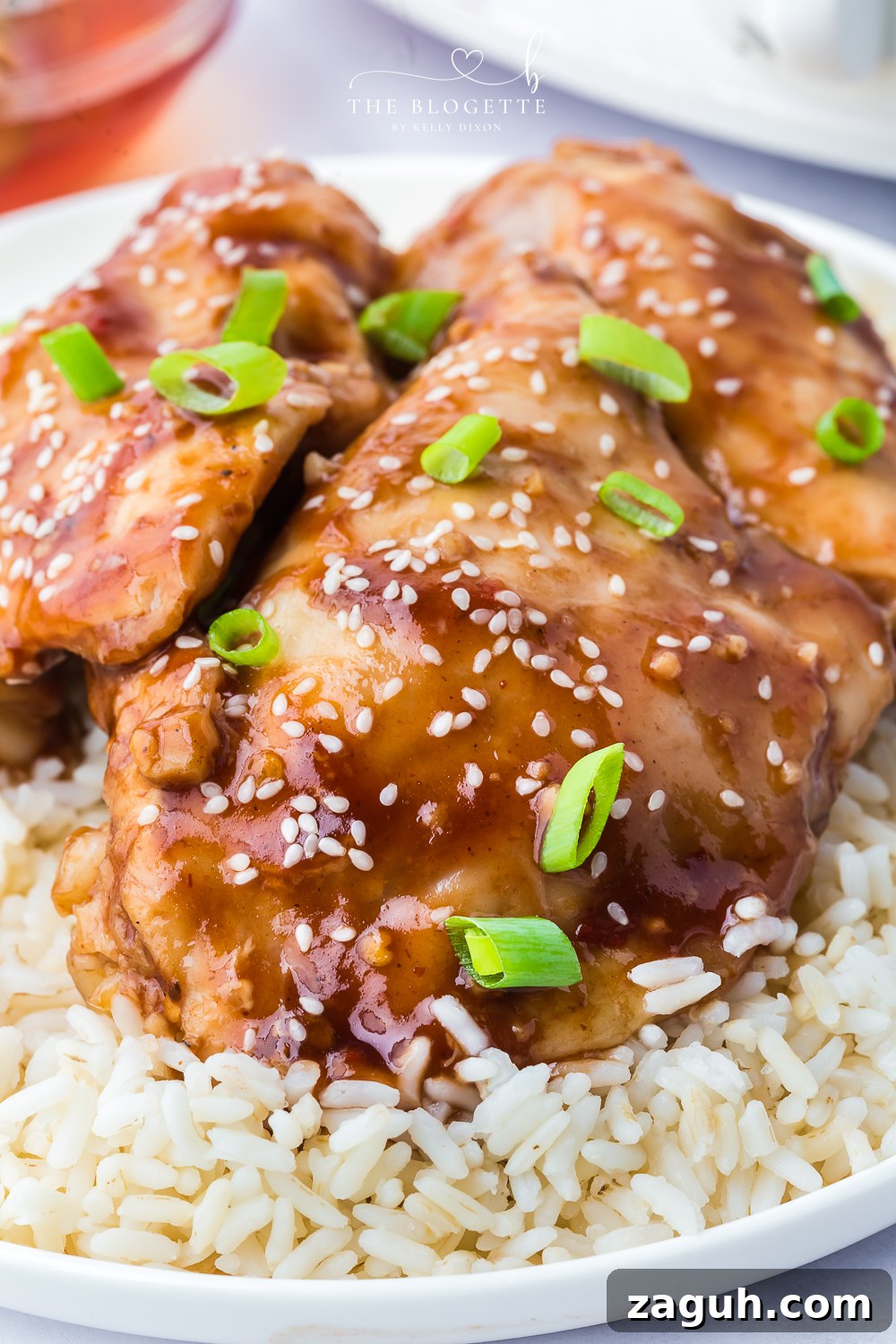 Slow Cooker Honey Garlic Chicken Recipe for Tender, Sticky Wings 3 Crockpot Honey Garlic Chicken Recipe! Tender chicken thighs in a sweet and sticky sauce with a kick of heat.