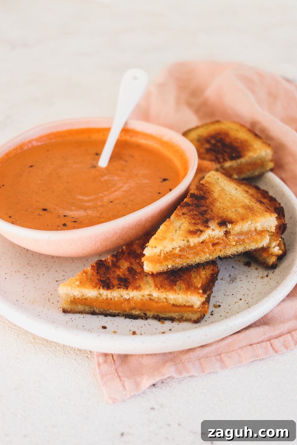 Creamy Vegan Tomato Soup Recipe with Simple Ingredients 4 Creamy Vegan Tomato Soup